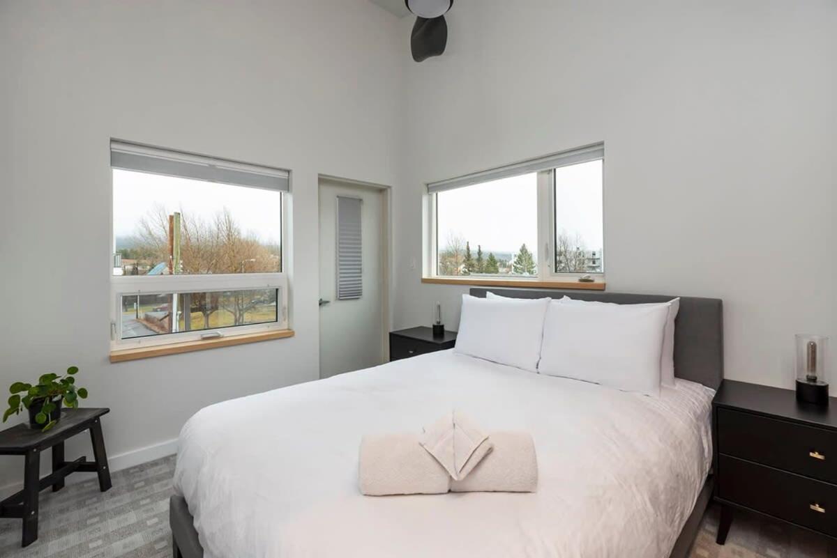 Nn - The Flame - Downtown 1-Bed 2-Bath Villa Whitehorse Exteriör bild