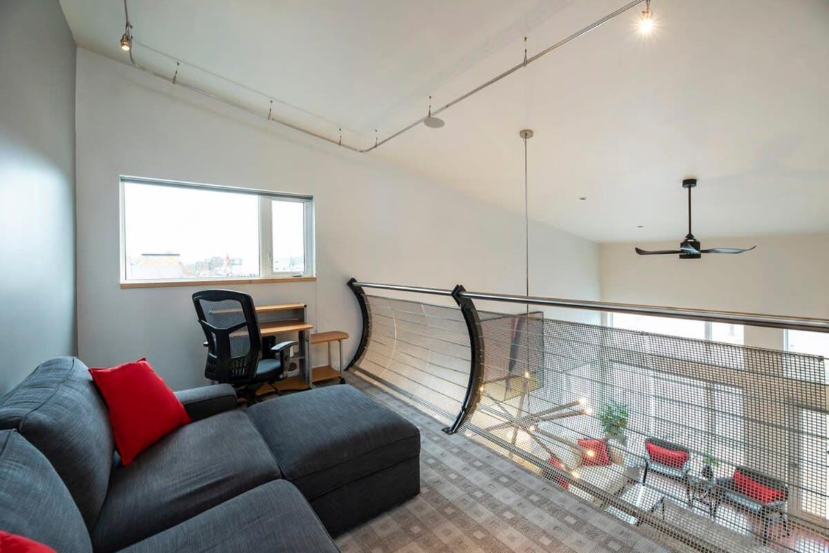 Nn - The Flame - Downtown 1-Bed 2-Bath Villa Whitehorse Exteriör bild