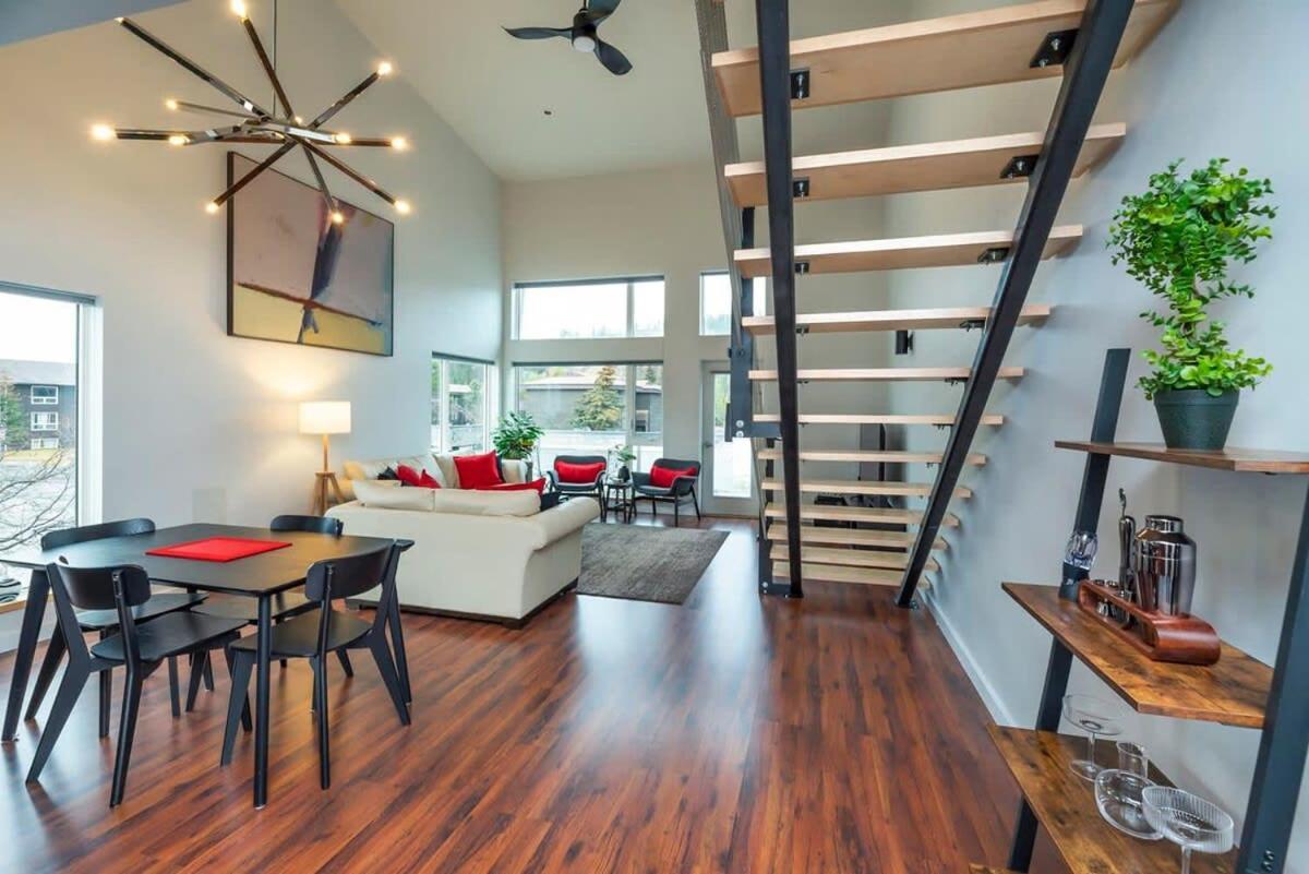 Nn - The Flame - Downtown 1-Bed 2-Bath Villa Whitehorse Exteriör bild